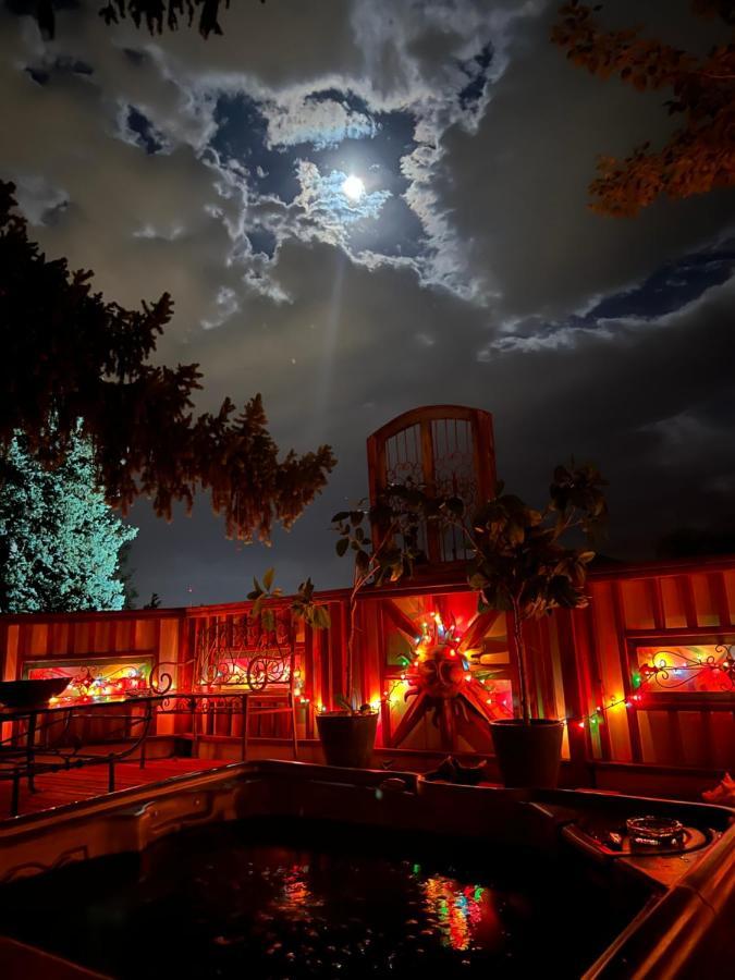 Mystic Portal 420 Guesthouse Colorado Springs Dış mekan fotoğraf