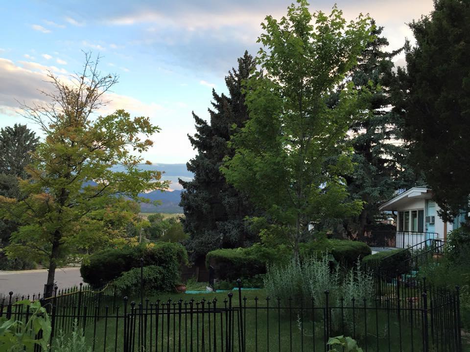 Mystic Portal 420 Guesthouse Colorado Springs Dış mekan fotoğraf