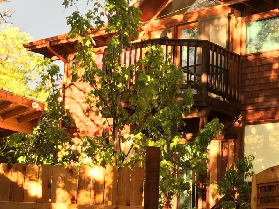 Mystic Portal 420 Guesthouse Colorado Springs Dış mekan fotoğraf